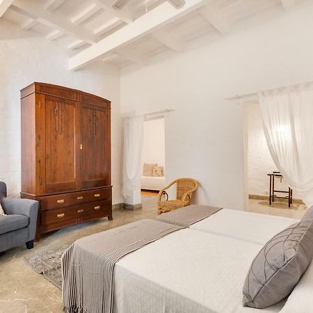 Finca Binicalaf Vell Cala En Porter  ภายนอก รูปภาพ